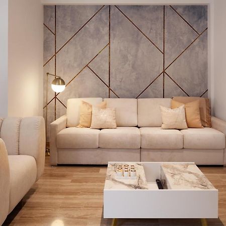 شقة Inmalaga Uncibay Square 2 المظهر الخارجي الصورة